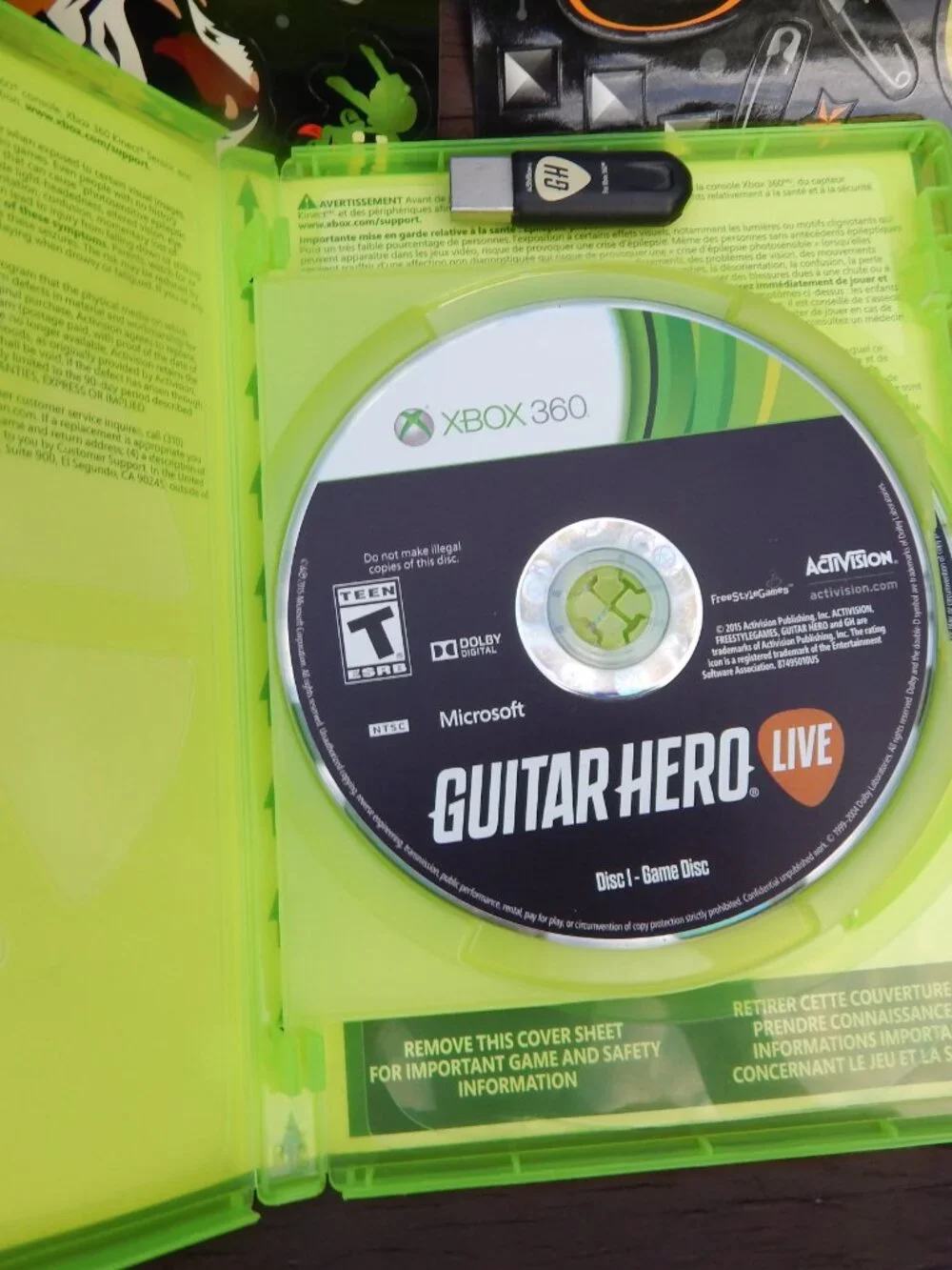 Microsoft Xbox 360, Guitar Hero Live Bundle W/Guitar, Dongle & Game ***